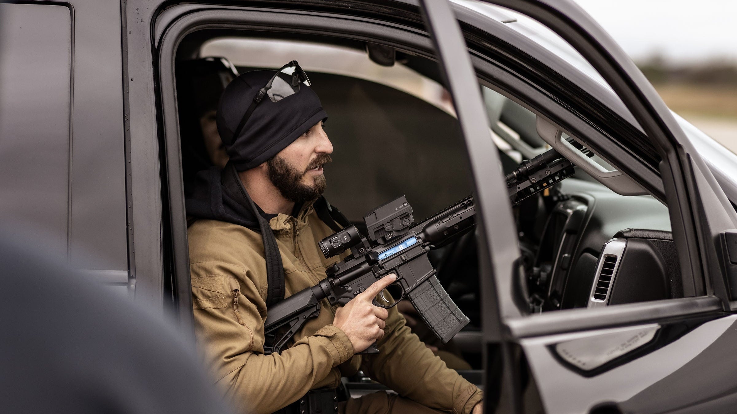 tactical officer teaching vehicle tactics
